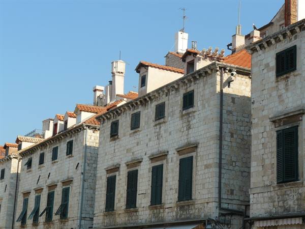 DUBROVNIK - Palaces on the Stradun
