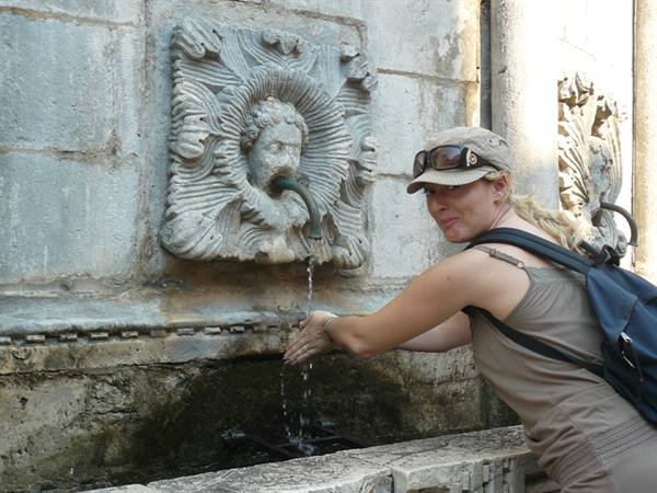 DUBROVNIK - Great Onofrio Fountain