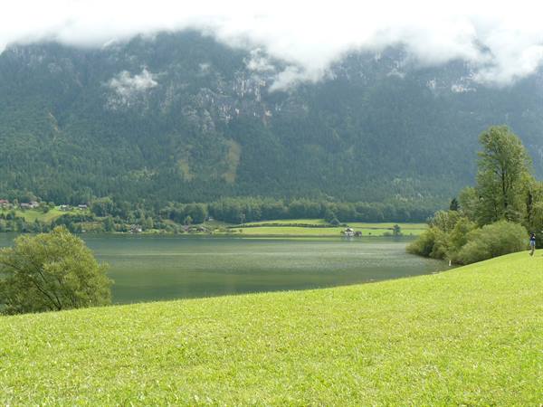 On the road - Lake Hallstatt