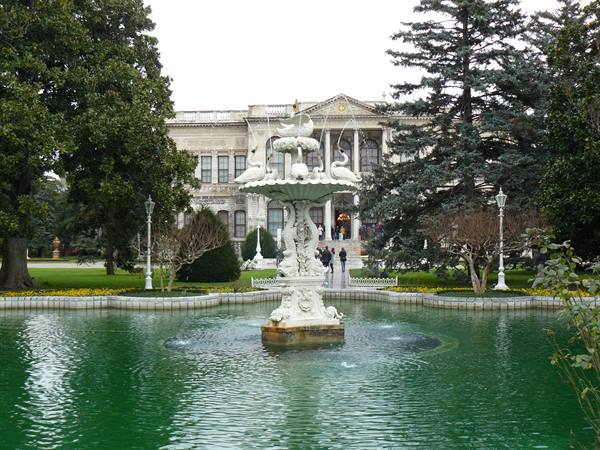 Dolmabahçe Palace