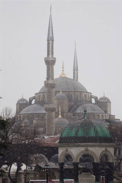 Snowfall at the Blue Mosque