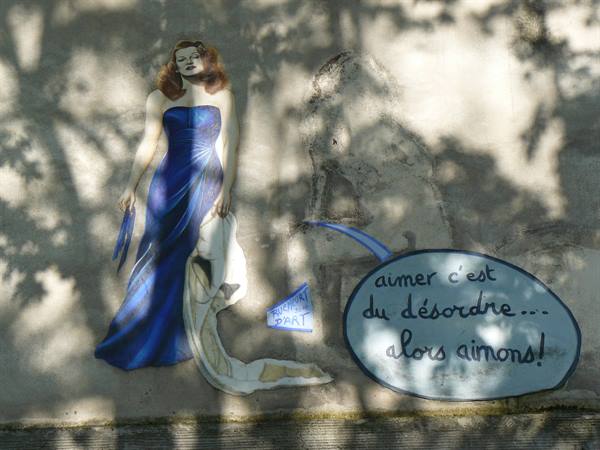 Abbesses - Murals