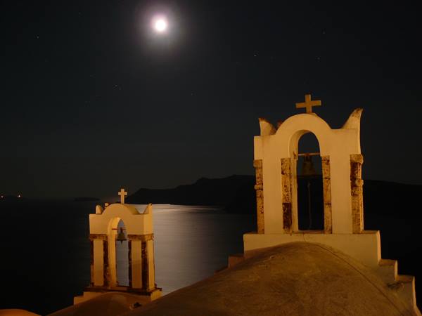 Oia - Magical Night on the caldera
