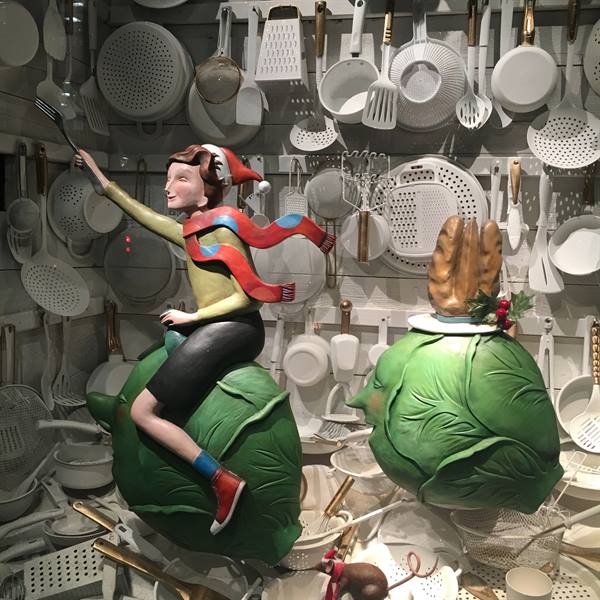 Piccadilly Street - The Fortnum & Mason window 