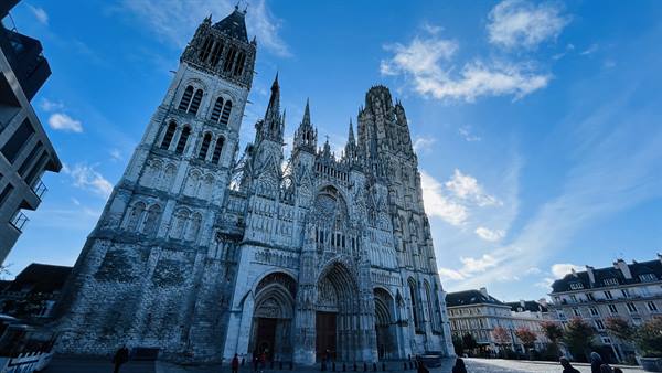 Rouen Cathedral welcomes us under an endless sky.