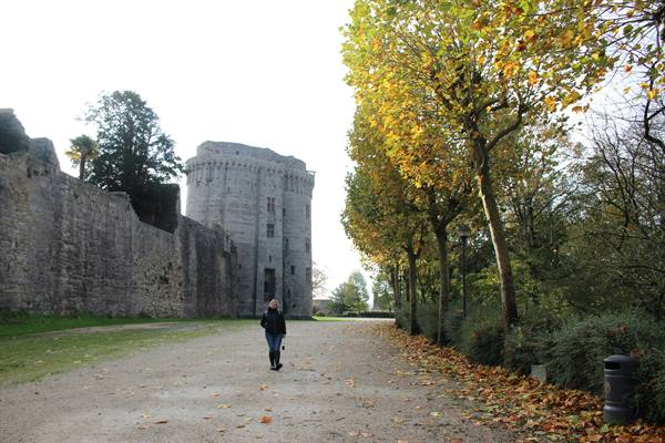 Walking among the ancient walls, wrapped in the colours of autumn.