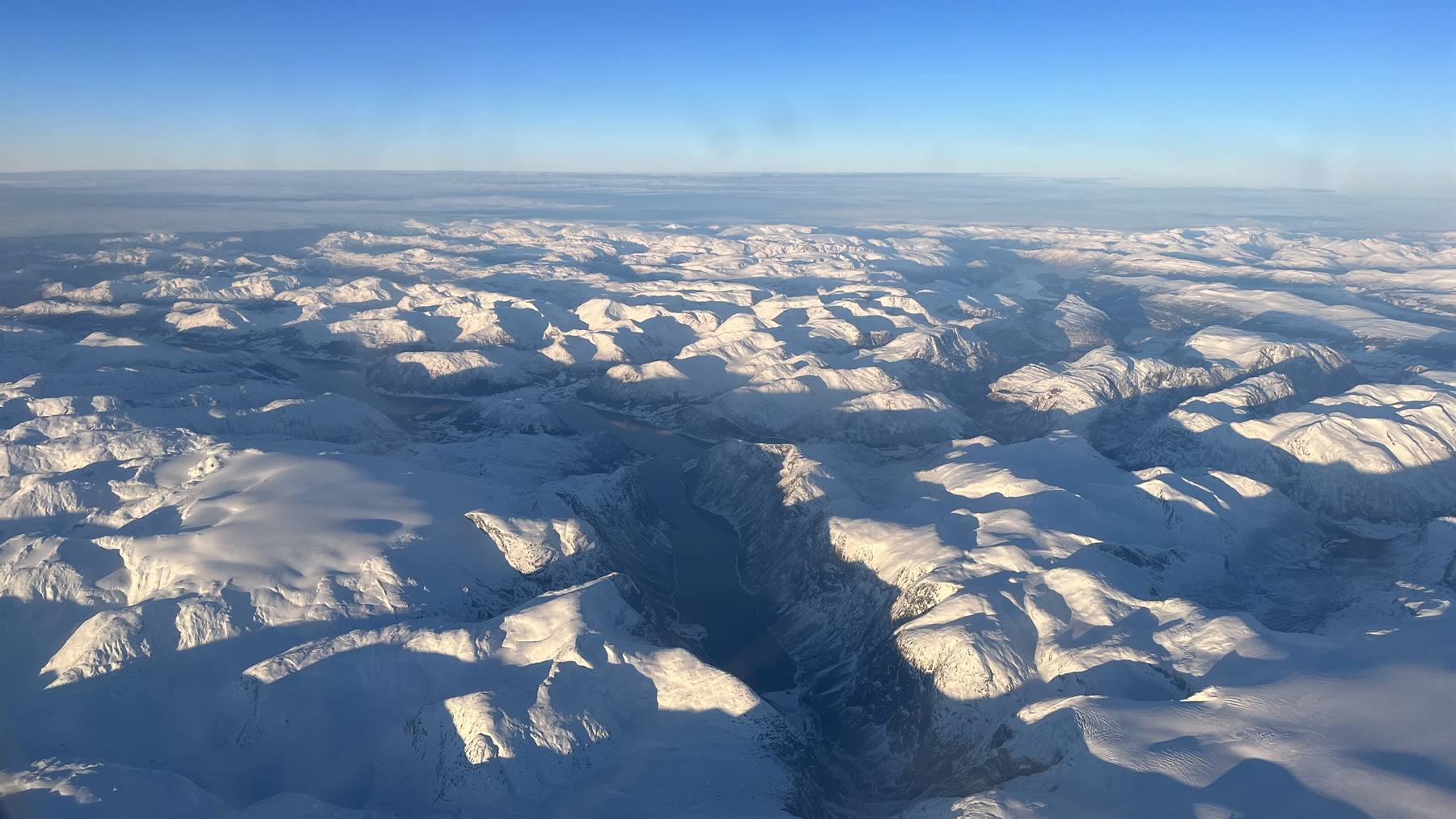 In volo sui fiordi