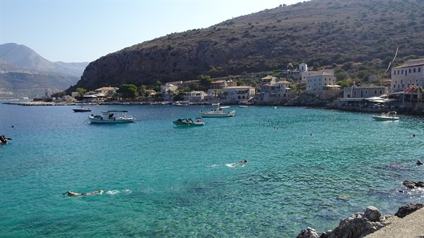 Turquoise waters and still boats?: in this little harbour time has stood still.