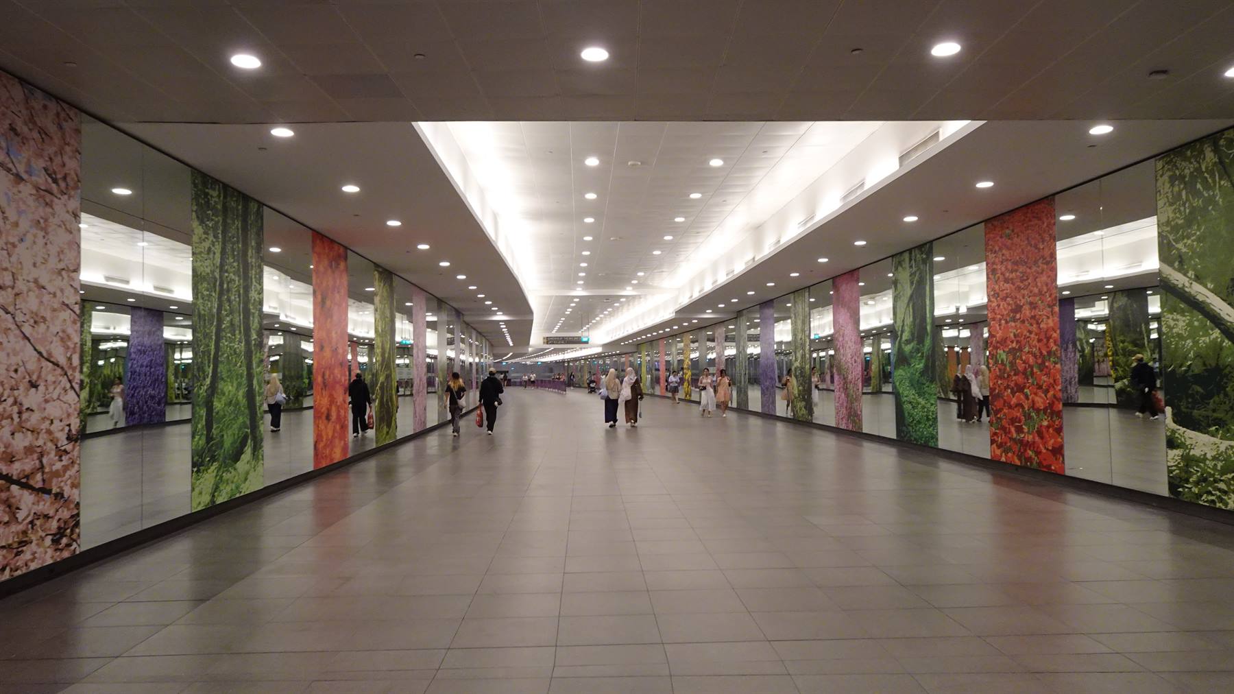 Bayfront Metro Station