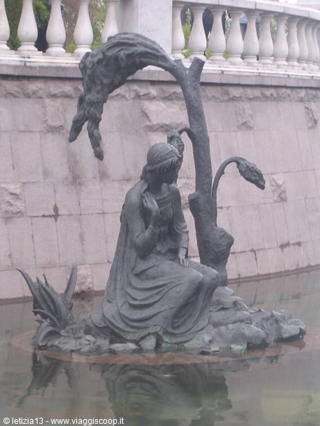 Manege Square - Detail
