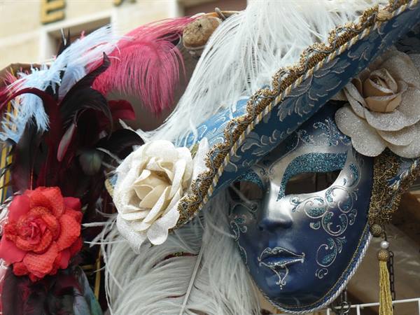 Waiting for carnival...
