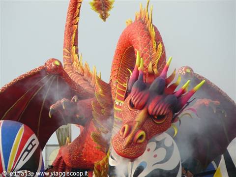 Viareggio - Parade of floats