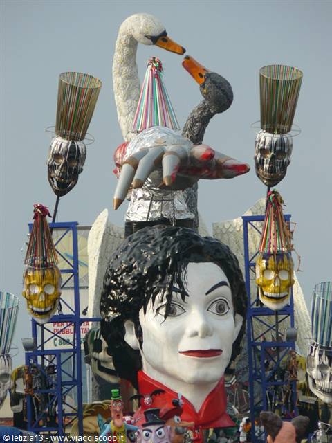 Viareggio - Parade of floats