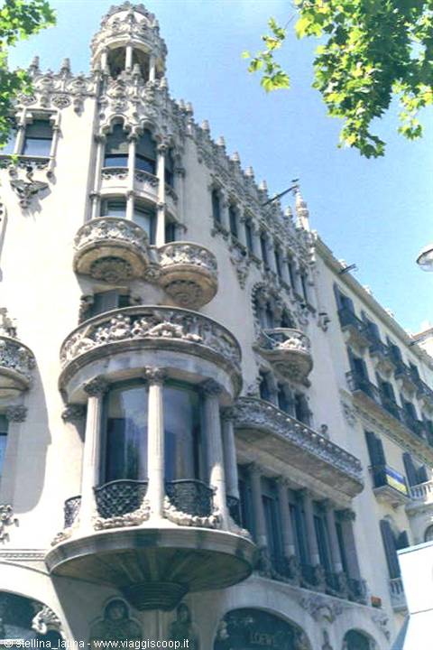 houses on Pg de Gracia