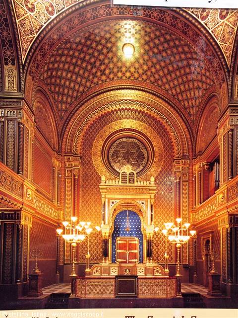 the Jewish Quarter, the Spanish Synagogue