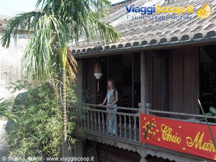 Hoi An: the ancient houses, congregations and altars