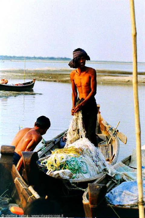 Bagan: fishermen