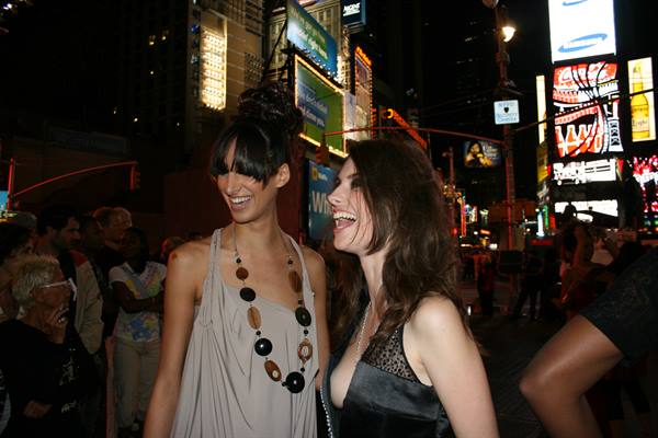 N.Y. models at Times Square