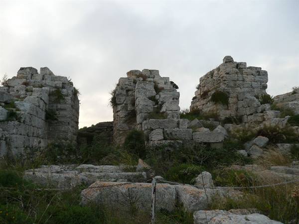 EURIALO CASTLE