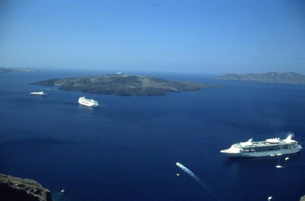 SANTORINI -Thera