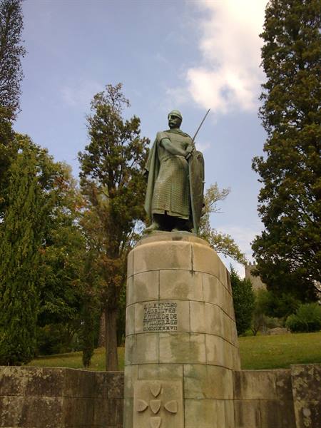 Crusader Statue