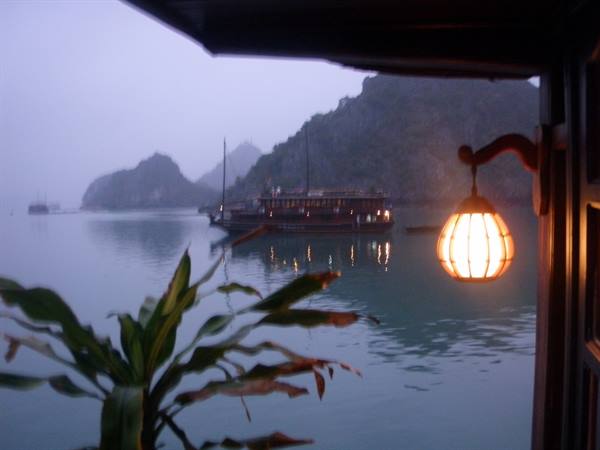 Halong night on the junk