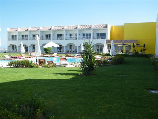 another block of rooms and a bar/ice-cream shop