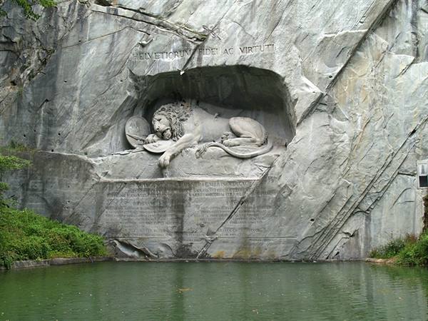 Dying lion