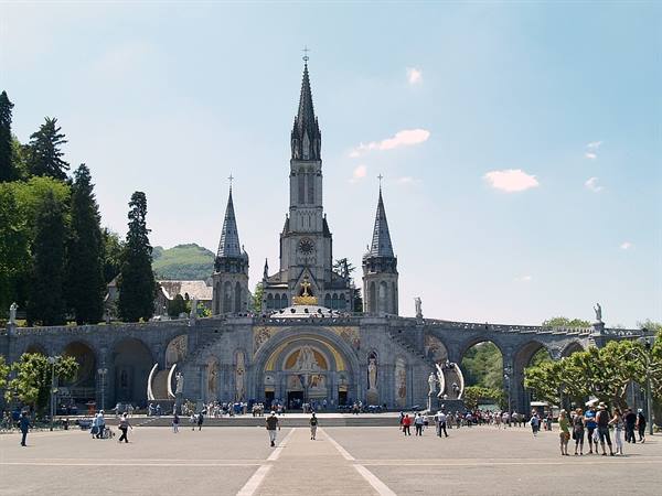 Lourdes - The Sanctuary