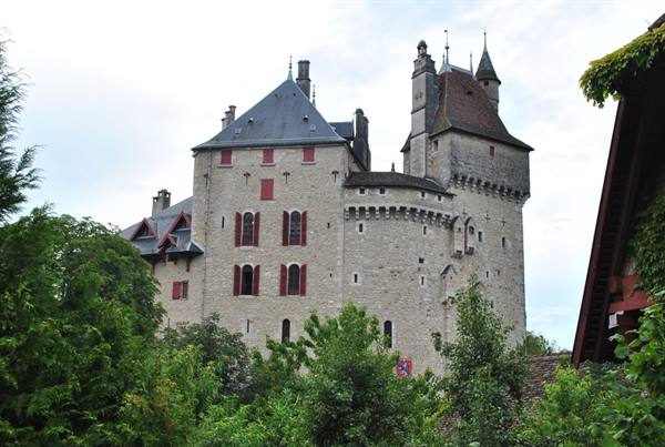 Menthon Saint Bernard the castle