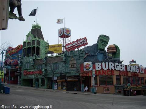The Niagara Falls Burger King restaurant with the giant Frankenstein statue holding a hamburger