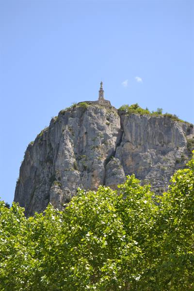 Castellane and its chapel perched on a thin rocky spur