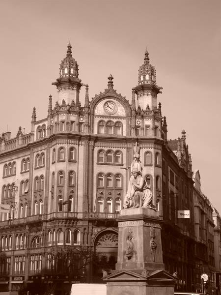 Another beautiful palace