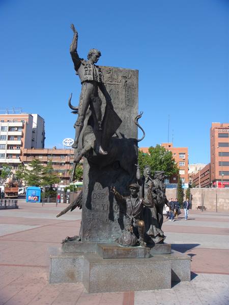 The corrida:tradition or popular madness?