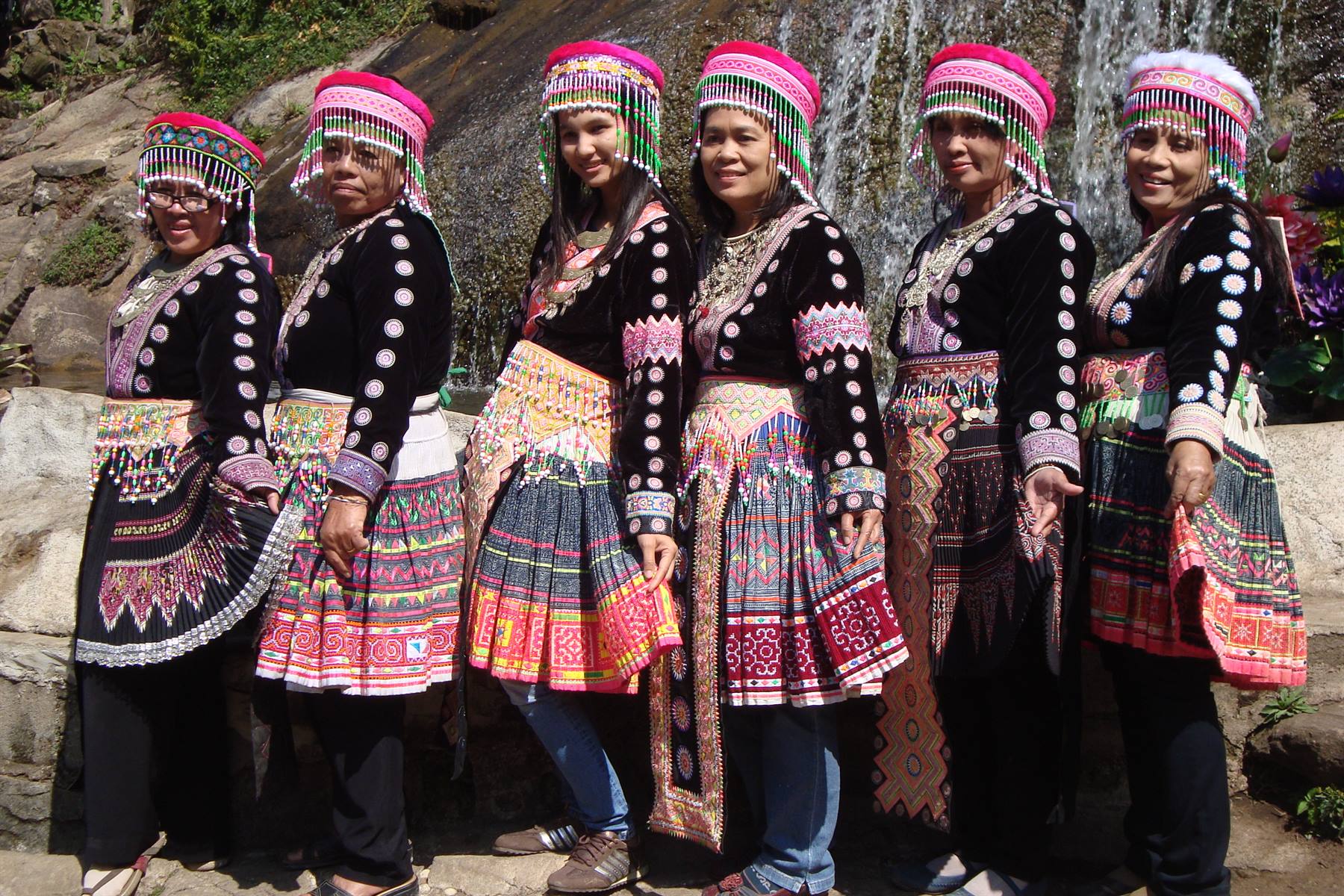 Hmong women