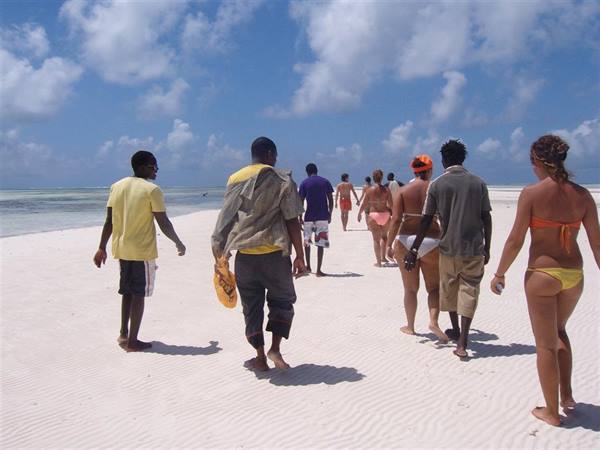 Walk on the beach with the beachboys
