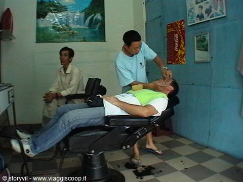 Vanni at the barber