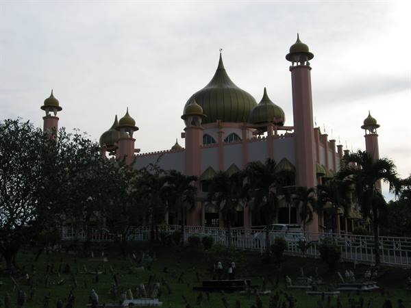 Kuching mosque