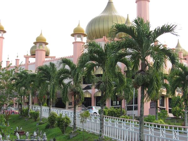 Kuching mosque