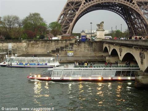 Boats on the Seine