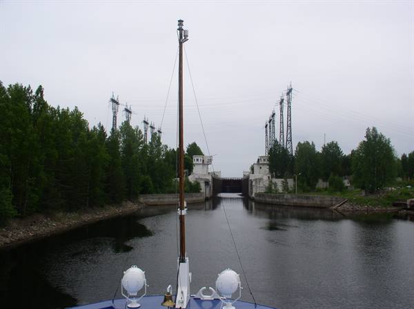 Entrance to one of the countless ENCLOSED FIELDS