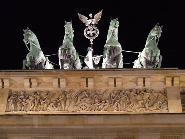 BERLIN - Brandenburg Gate : detail