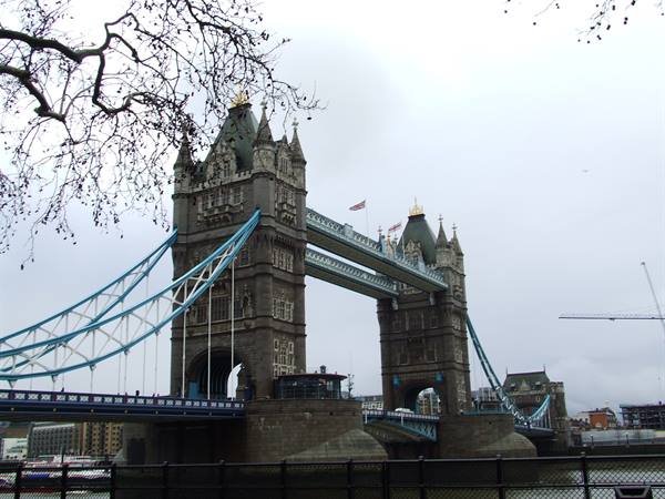 LONDON - Tower Bridge
