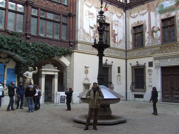 SINAIA - Peles Castle
