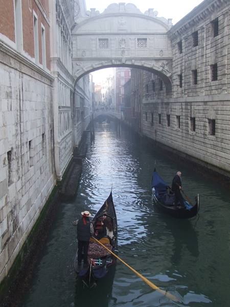 VENICE - Bridge of Sighs
