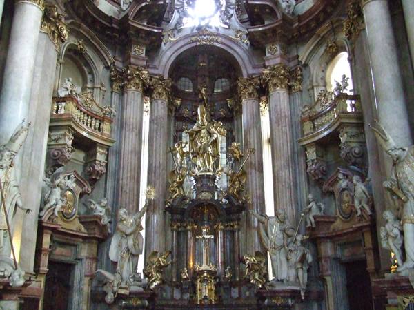 PRAGUE - S. Nicholas (interior)