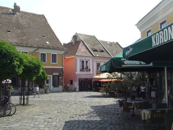SZENTENDRE - Cathedral Square