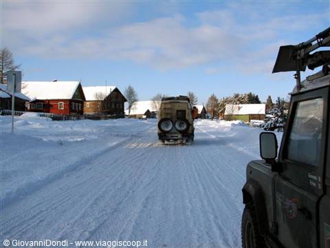 We cross small wooden villages of Karelia