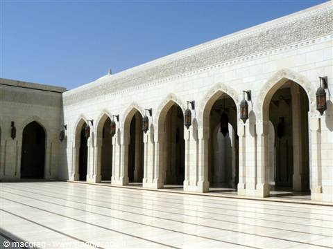 sultan qaboos 
