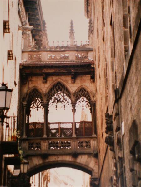Gothic stone bridge between old buildings in Barcelona's Gothic Quarter
